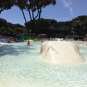 Waikiki Campeggio
